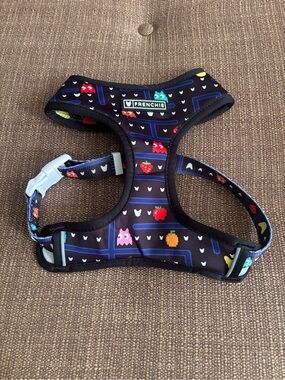 Frenchie Bulldog Reversible Dog Harness “Arcade” pac-man print Medium BNWOT